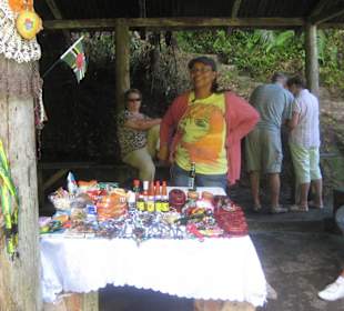 Kleiner Laden bei der Grotte