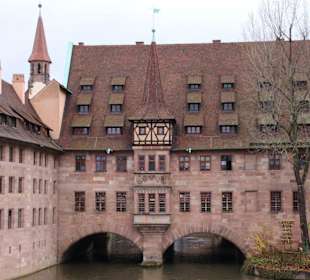 Außenansicht über der Pegnitz
