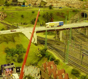 Dorffest mit Bungeespringen