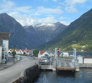 Hafen Balestrand