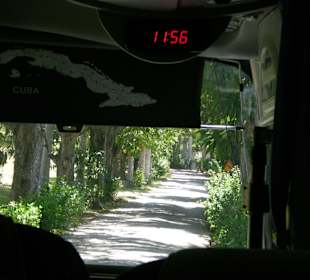 Auffahrt zum Hemingwaymuseum Havanna