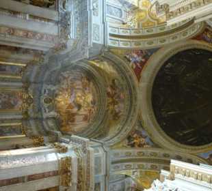 Apsis und Kuppelgemälde