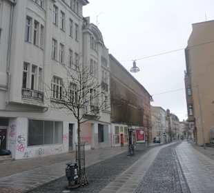 "Sonderbares" Umfeld