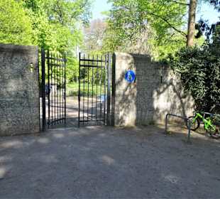 Eingang zum Von-Alten-Garten