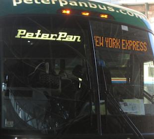 Peter Pan Bus