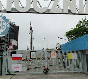 Stocznia Gdańska brama-historyczne miejsce