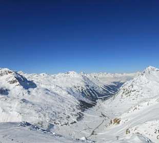 Blick von Lagalb Richtung Pontresina