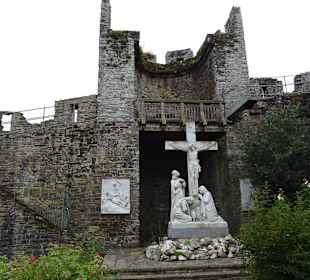 Auf der Stadtmauer in Conwy