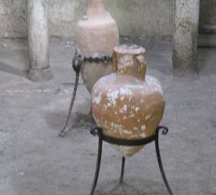 Gefäße aus "alter" Zeit