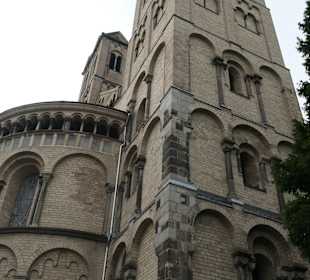 Die romanische Kirche St. Gereon von Köln