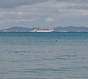 Uferpromenade Düsseldorf