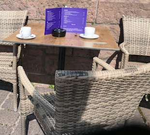 Kaffeepause beim Merkurstüble auf dem Merkurberg