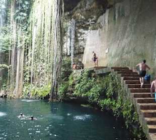 Baden in der Cenote