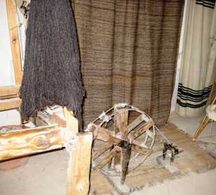 Spindelrad und typ. Berberdecken