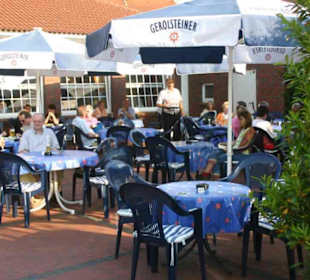 Die Terrasse vom Restaurant "Zum Sielkrug"