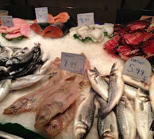 Рыбный прилавок