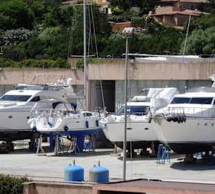 Rundgang druch den Yachthafen von Porto Cervo