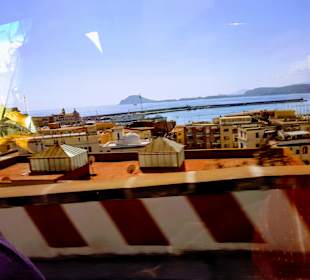 Neapel mit Blick zum Hafen