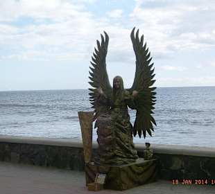 An der Uferpromenade