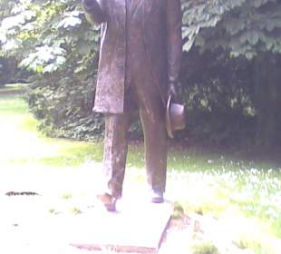 Pierre Pimflin Monument