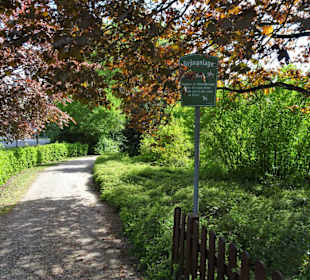 Zugang zum Rhododendronpark Verden