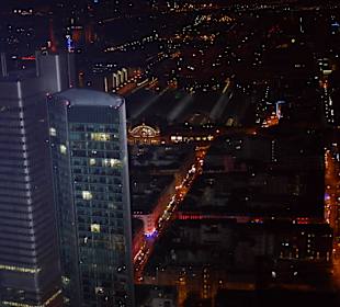 Aussicht (Bankgebäude und Hauptbahnhof Frankfurt)