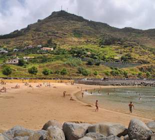 Künstlicher Sandstrand