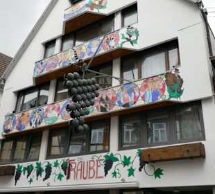 Kirchstraße 8  Die traube