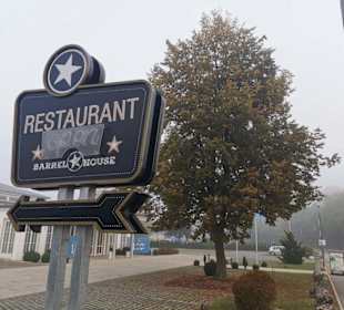 Außenansicht Parkplatz