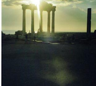 Apollo-Tempel im Sonnenuntergang