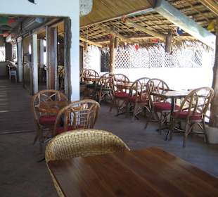 Sitzgelegenheiten im Lokal