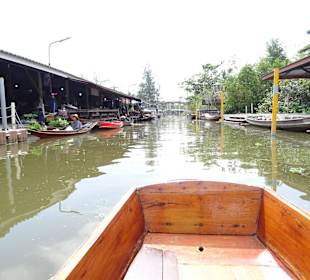 Eine Runde Kahn fahren