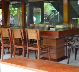 Kamer in het huis van Ho Chi Minh