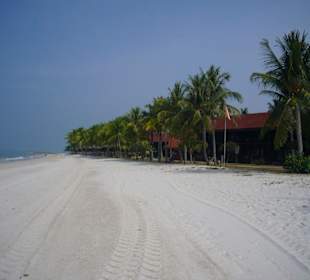 Pantai Chenang Beach vor dem "Casa del Mar"