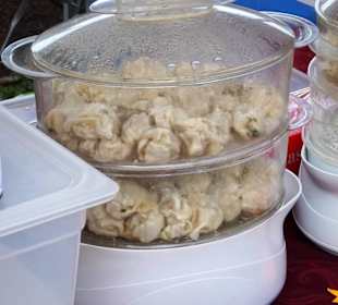 Rundgang über den Marché forain du Front de Mer