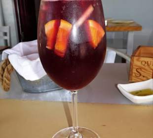 Eiskalte Sangria im Pisca