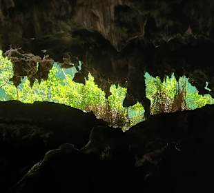 Nationalpark „Los tres ojos“ was übersetzt „die dr