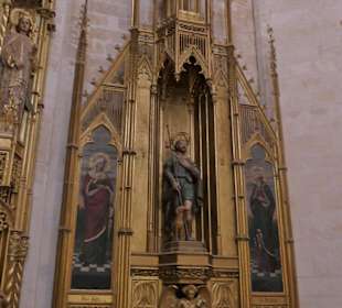 Besichtigung der Església de Santa María de Sineu