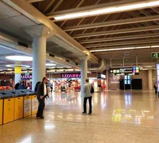 Richtung Zollabfertigung