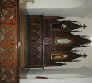 Altar in einer Seitenkapelle