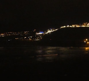Nachts am schwarzen Strand der Playa de Martiánez