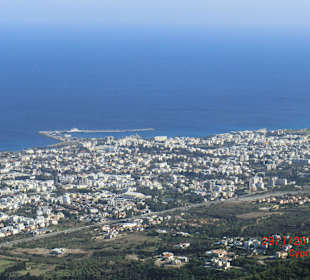 Traumhafter Blick über den Ort Girne