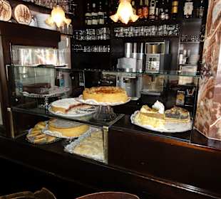 Tortenauswahl des Cafés