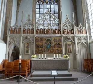 Wertvoller Marienaltar von 1400