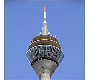 Fernmeldeturm mit Restaurant Skyline