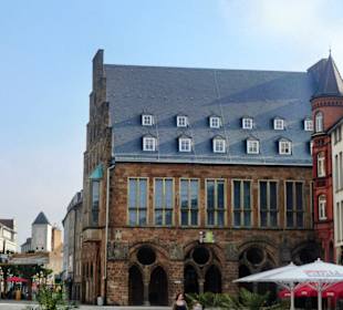 Altes Rathaus mit Arkaden