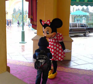 Minnie-Mouse