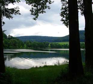 Der Stausee und seine Umgebung