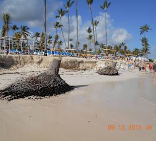Der Strand ist weggespült