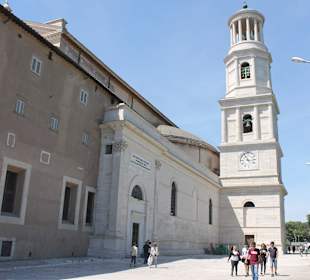 This pictures is taken from the famous church ther